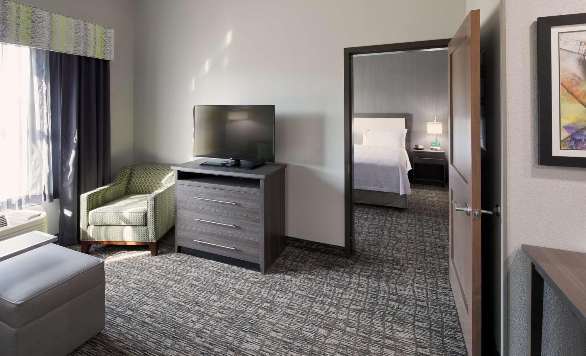 โฮมวูด สวีท บาย ฮิลตัน โทปิคา Hotel โทพิกา ภายนอก รูปภาพ